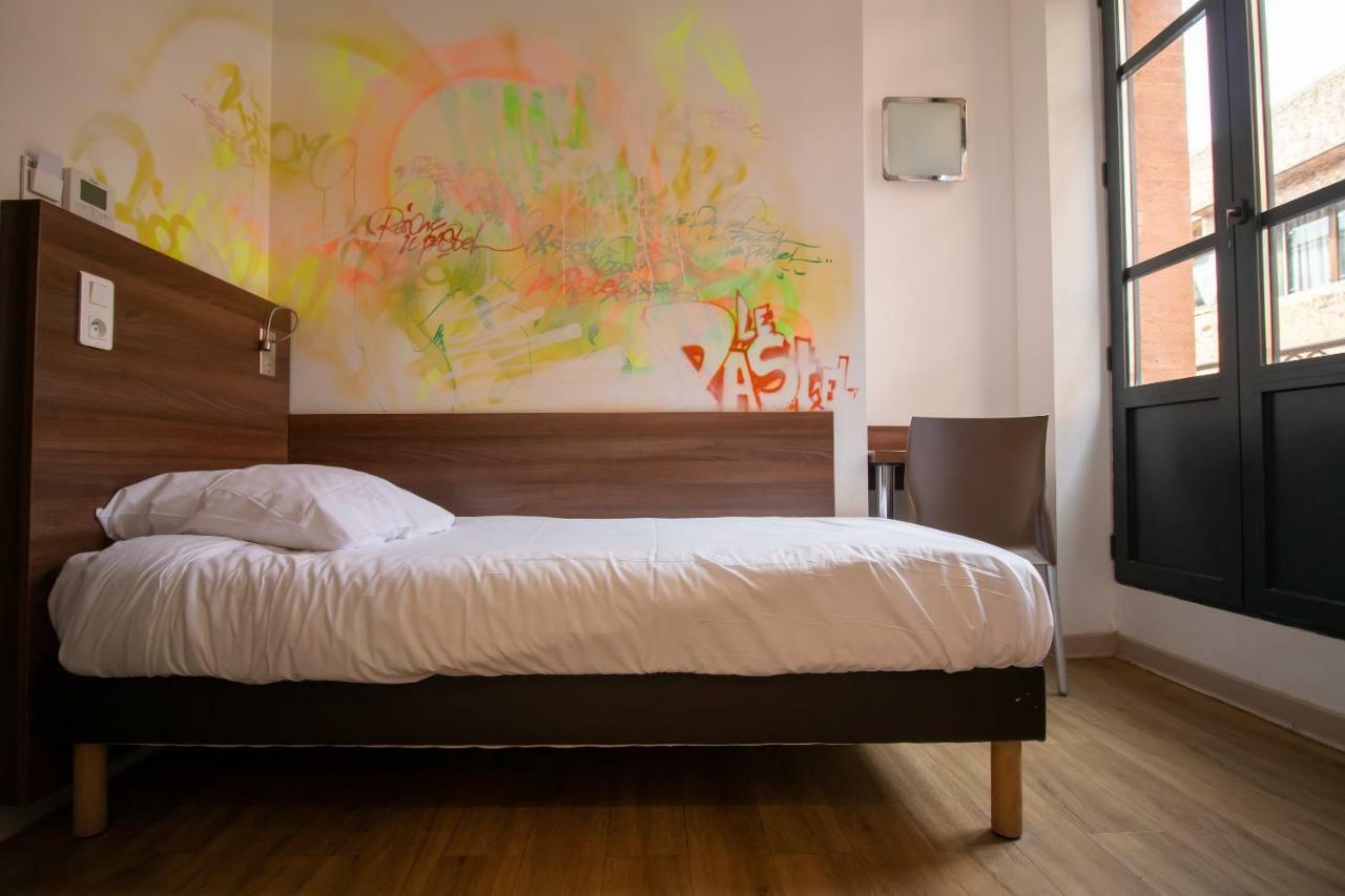 Hotel Le Pastel Toulouse Exteriör bild